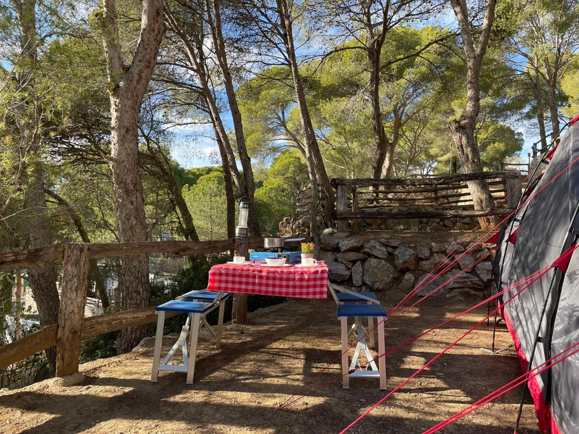 Camping Castell Montgri **** Л'Эстартит Экстерьер фото