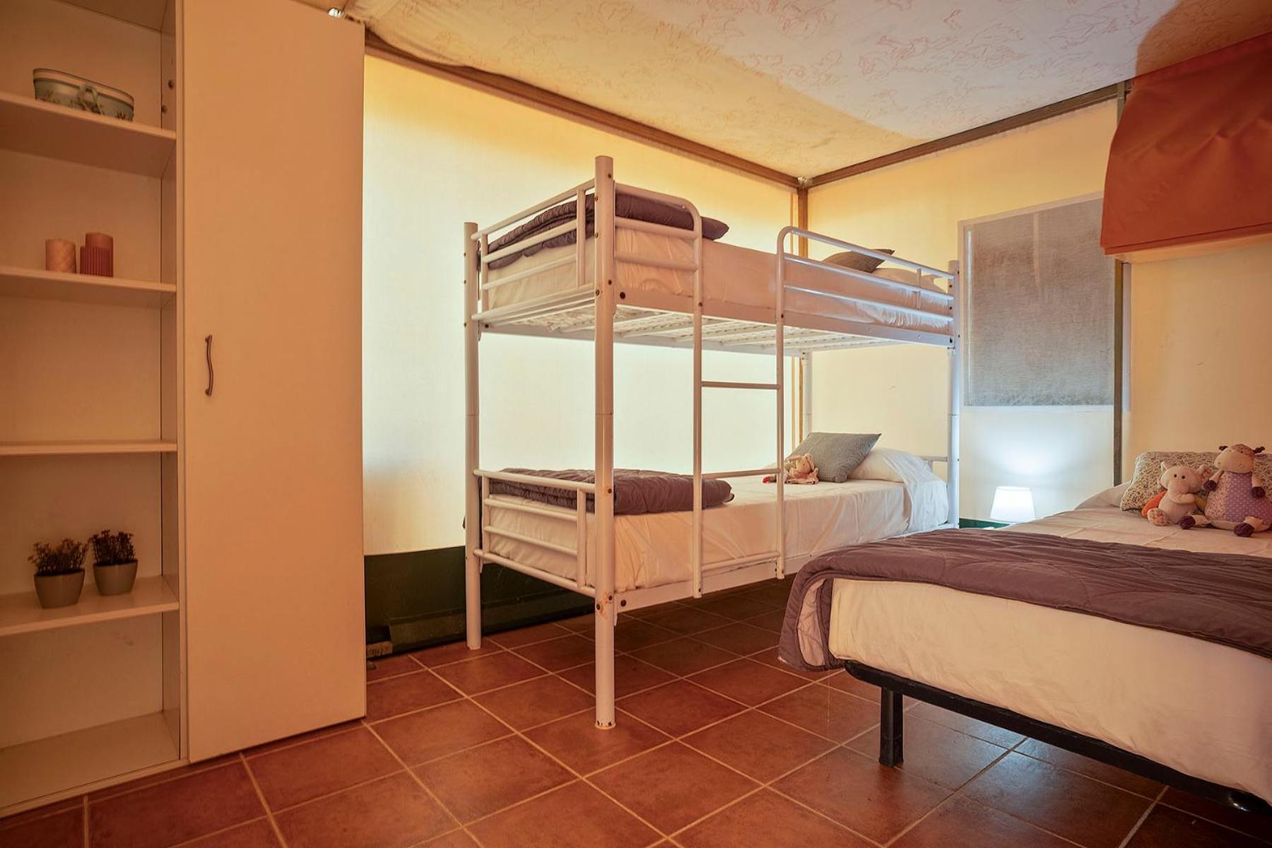 Camping Castell Montgri **** Л'Эстартит Экстерьер фото