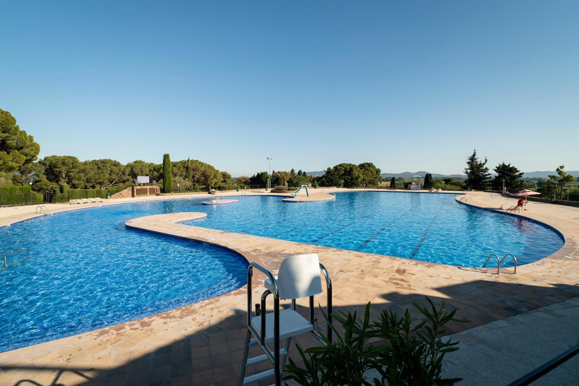 Camping Castell Montgri **** Л'Эстартит Экстерьер фото