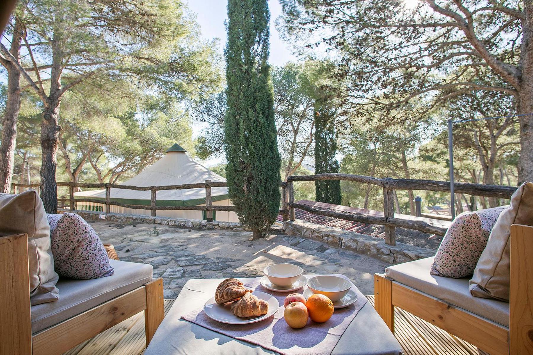 Camping Castell Montgri **** Л'Эстартит Экстерьер фото